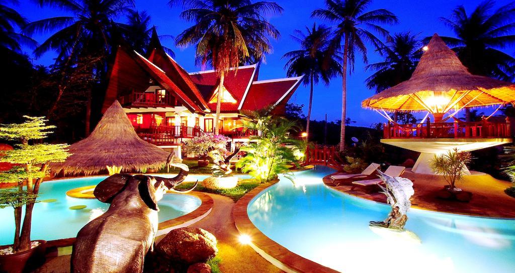 Coco Palace Resort Nai Harn Kamer foto