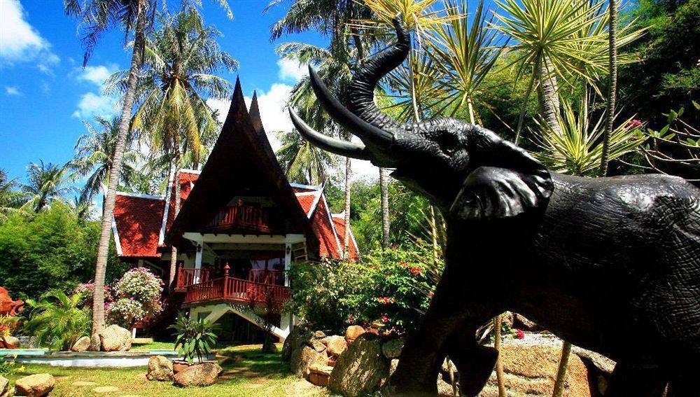 Coco Palace Resort Nai Harn Buitenkant foto